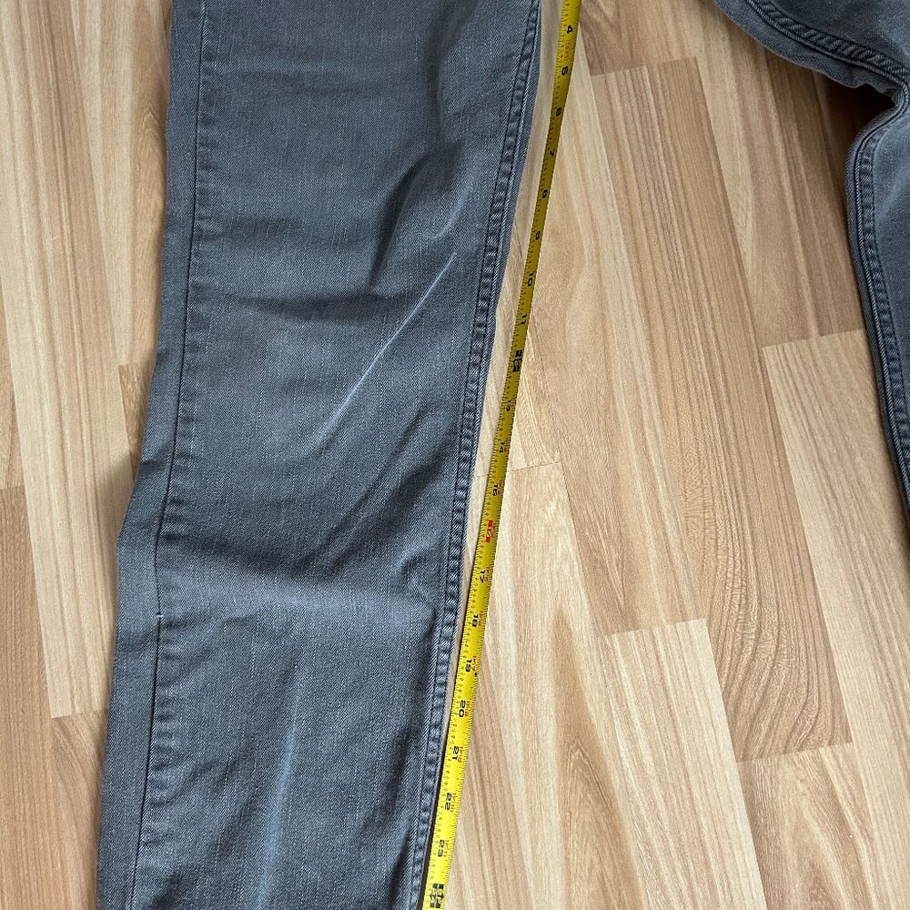 Levis 511 32 W x 30 L